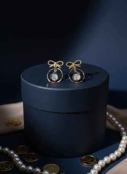 Aurora Bow Charm Gold Earring