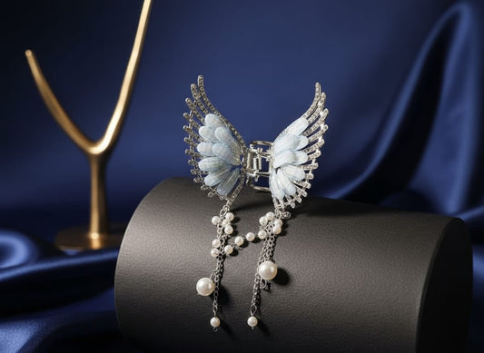 Korean Crystal Sky Butterfly Clutcher (Blue)