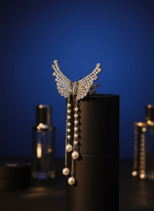 Korean Luxe Crystal Wing Clutcher (Silver)
