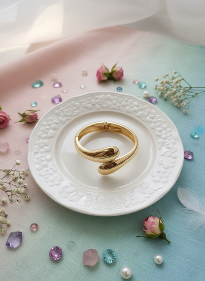 Golden Grace Anti-Tarnish Bracelet